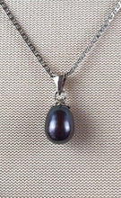 Load image into Gallery viewer, Oval Pearl Pendant
