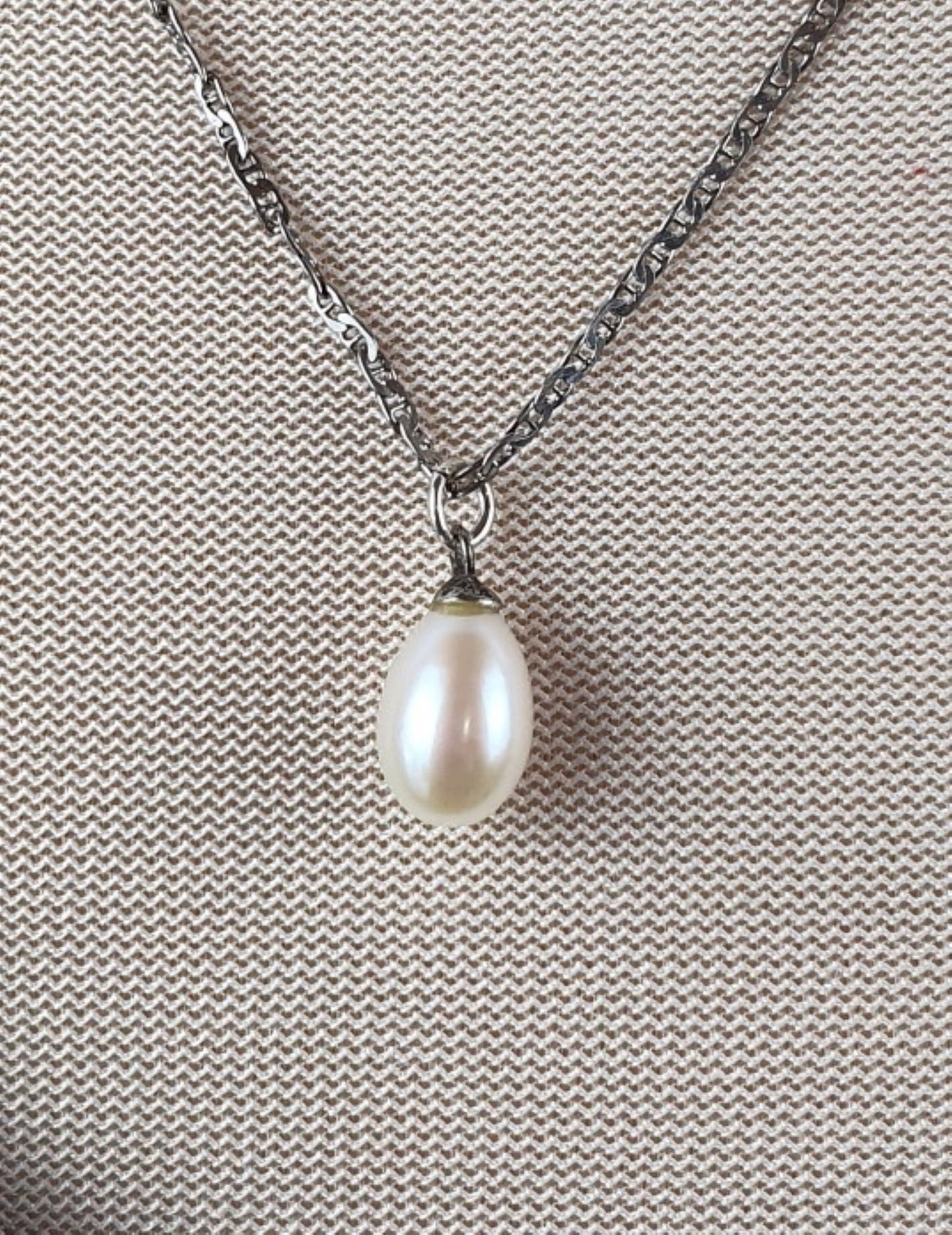 Tear Drop Pearl Pendant